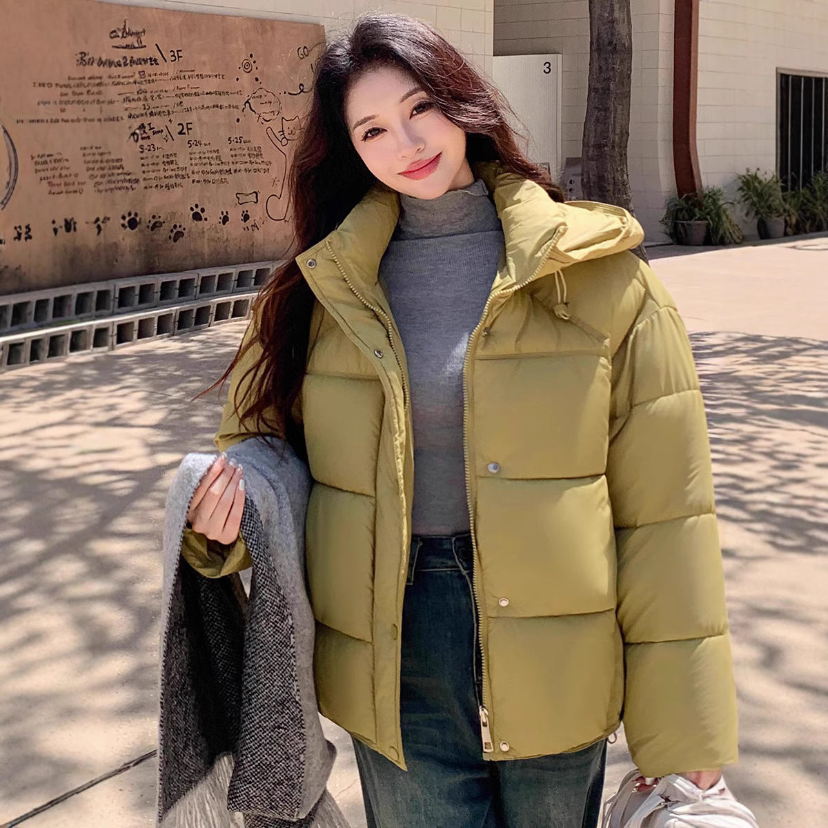 Petite Short Loose Coat To Keep Warm And Flatter Height For Women