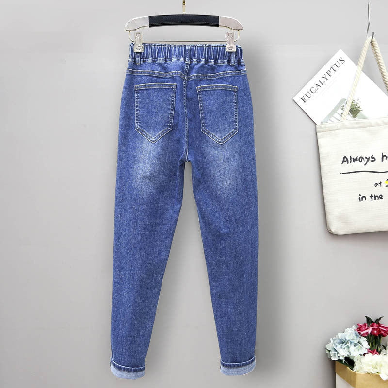 Jeans denim modis yang pas dengan kenyamanan ramping