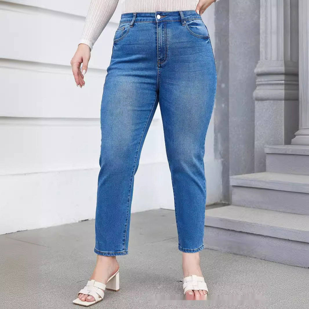 Jeans tratto harem taglie forti con silhouette affusolata