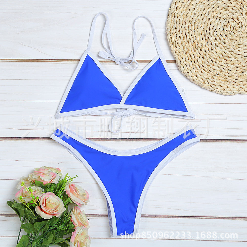 Sexy Frauen Red Bikini für das ultimative Strandvertrauen