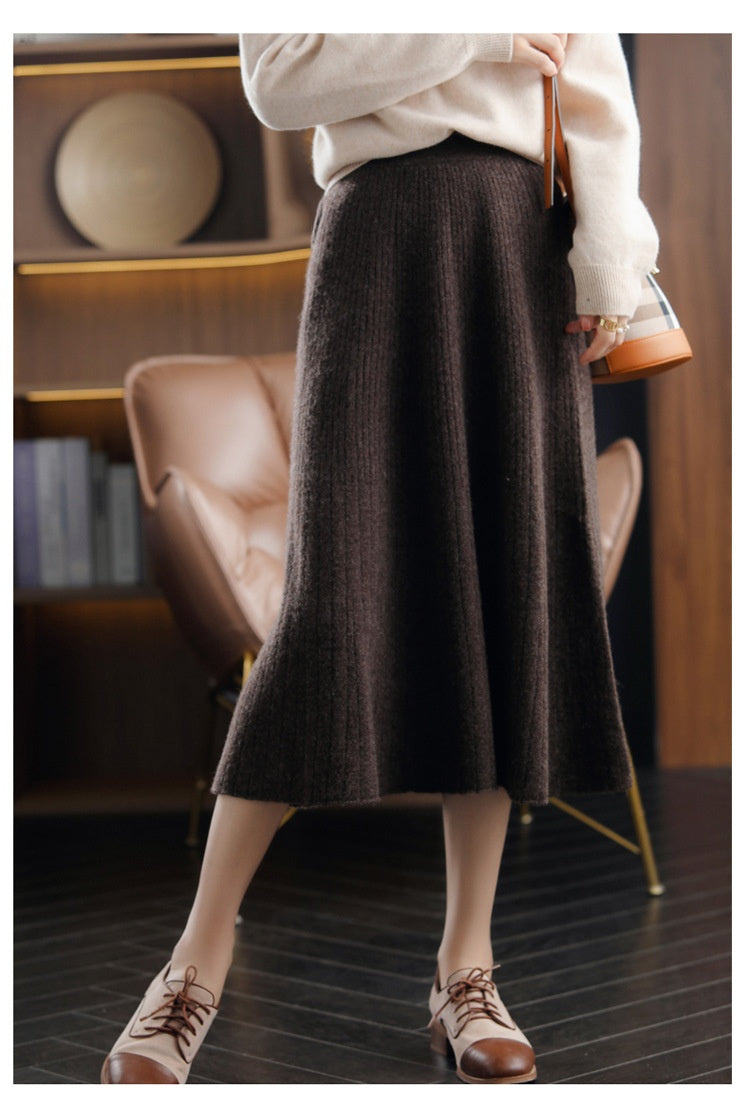 Falda plisada de cachemir de lana para elegancia acogedora