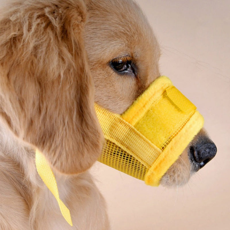 Adjustable Pet Muzzle For Safe And Comfortable Control