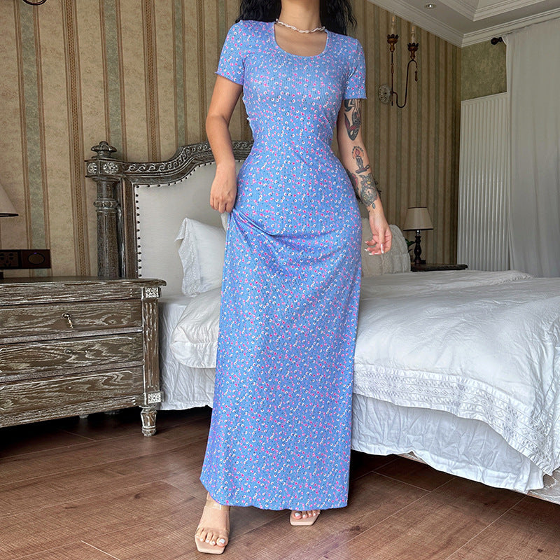 Chic U-Neck Printed Dress with Strappy Back and Short Sleeves