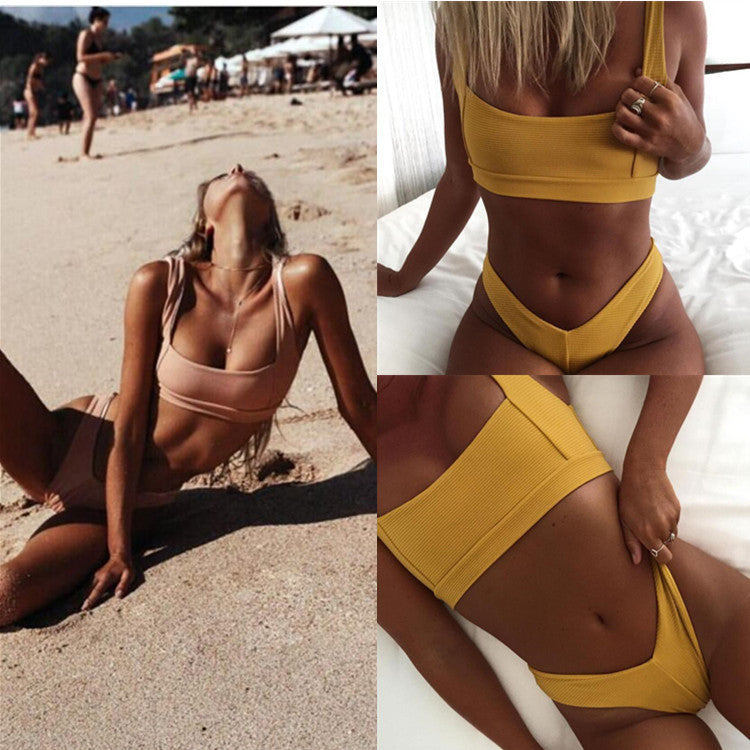 Costume da bagno bikini diviso senza sforzo progettato per il glamour sulla spiaggia
