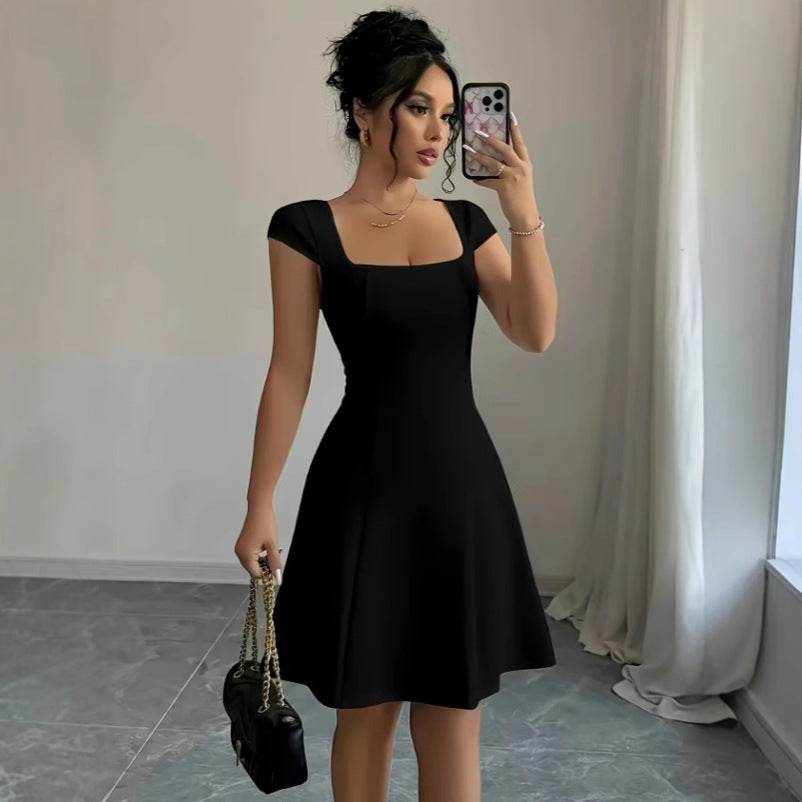 Abito da giubbotto a linea elegante con silhouette sottile ed eleganti linee