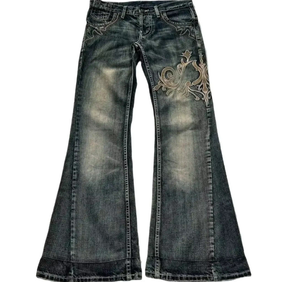 Jeans ricamati alla moda con eleganza cucita a macchina