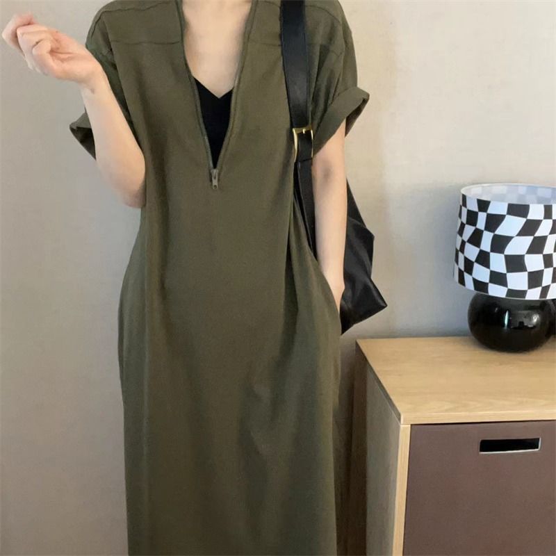 Premium Retro Hepburn Style Dress with Zipper Closure