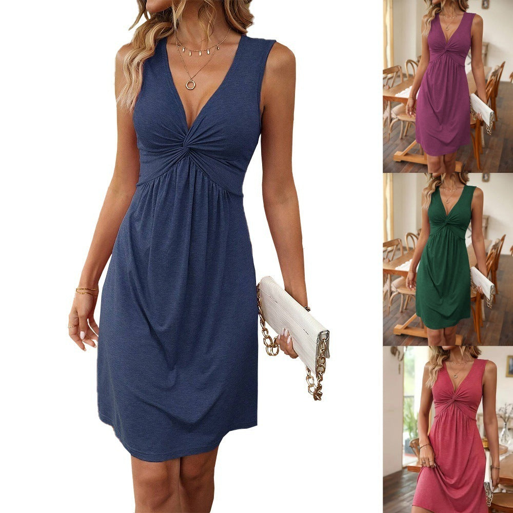 Sculpting V-Neck Pleated Bodycon Dress with Sleek Sleeveless Fit