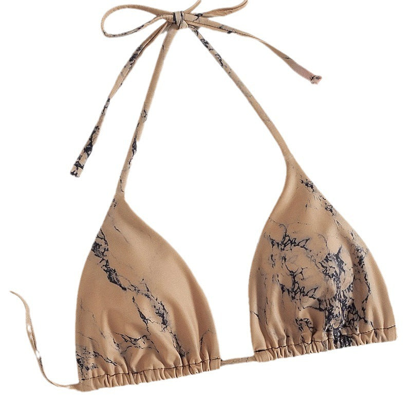 Costume de bikini fendu en trois pièces pour looks de plage polyvalente