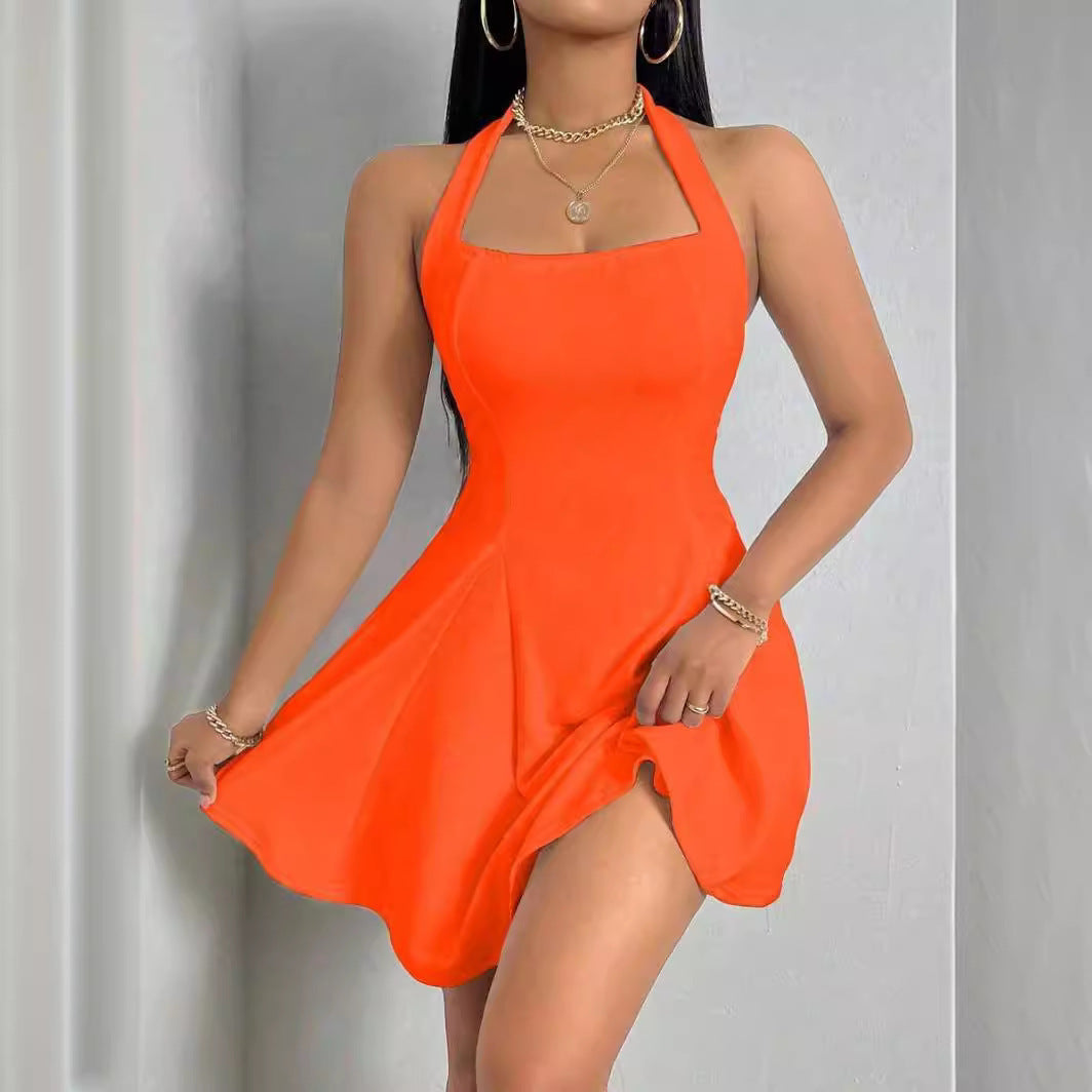 Pure-Color-Halfter-Rückenless ärmelloses Kleid für schicke Minimalismus
