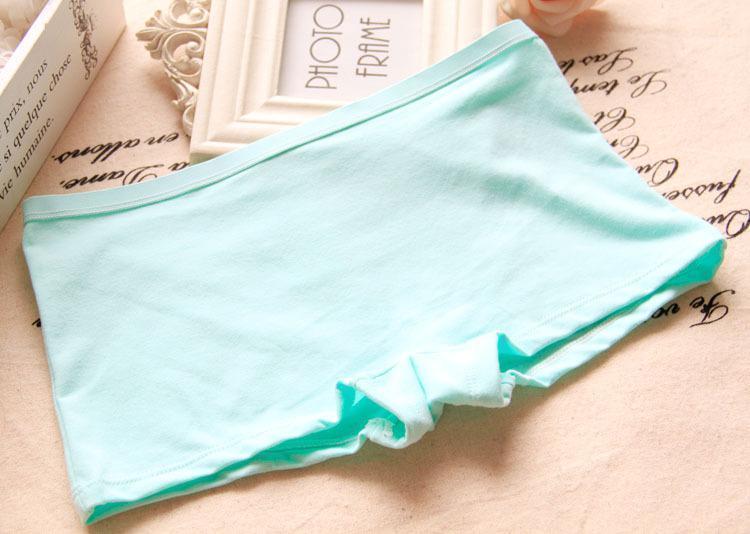 Tidak ada pertunjukan peregangan panty boyshort