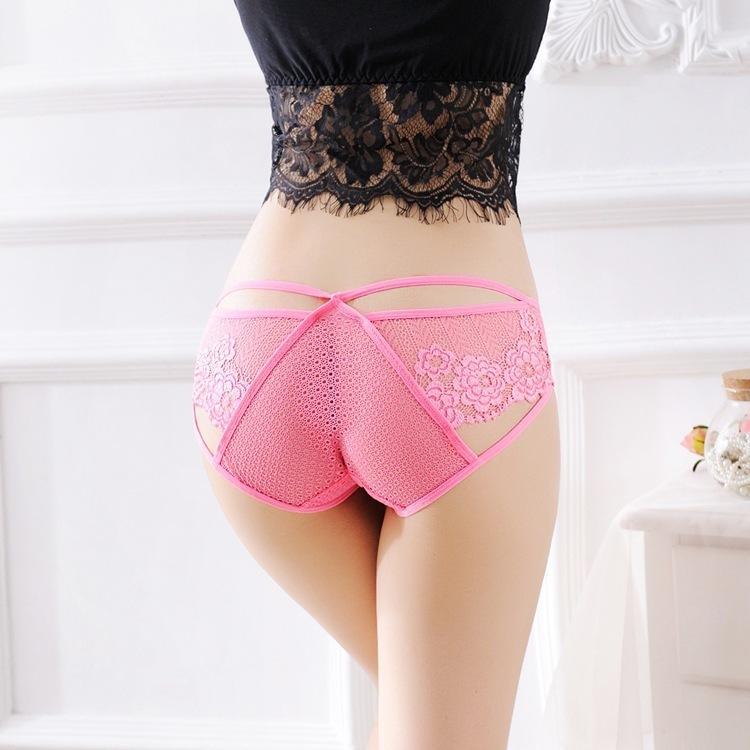 Panty de sangle de lacet de Peekaboo Pleekaboo