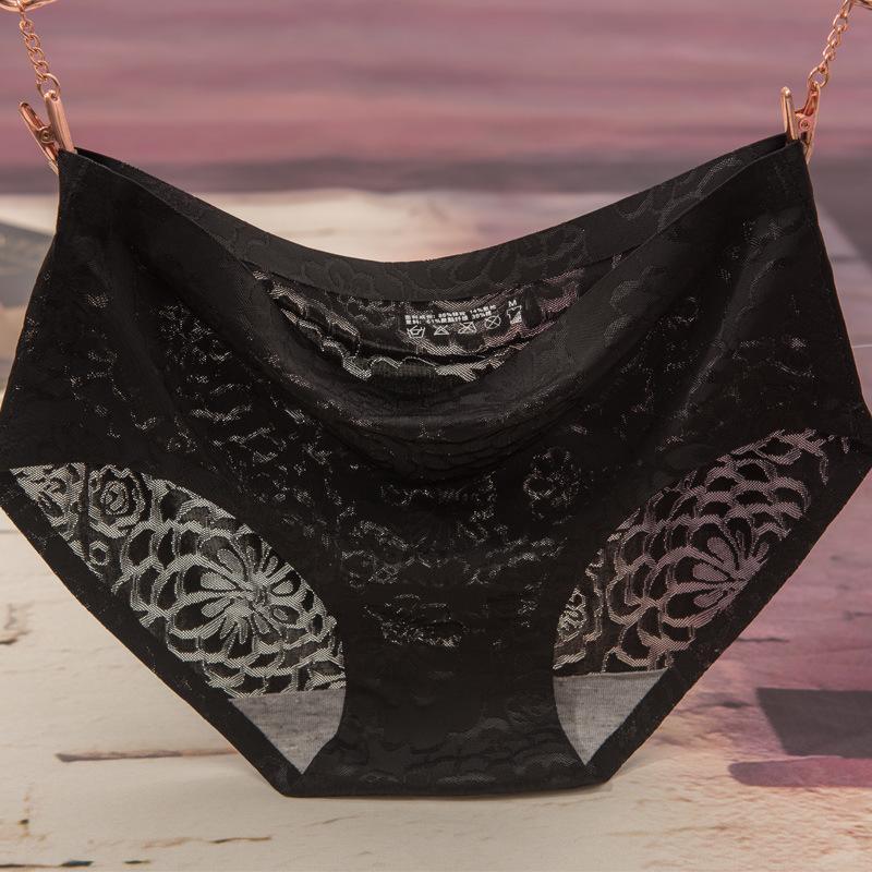 Black Floral Lace Hip Hugger Panty - THEONE APPAREL